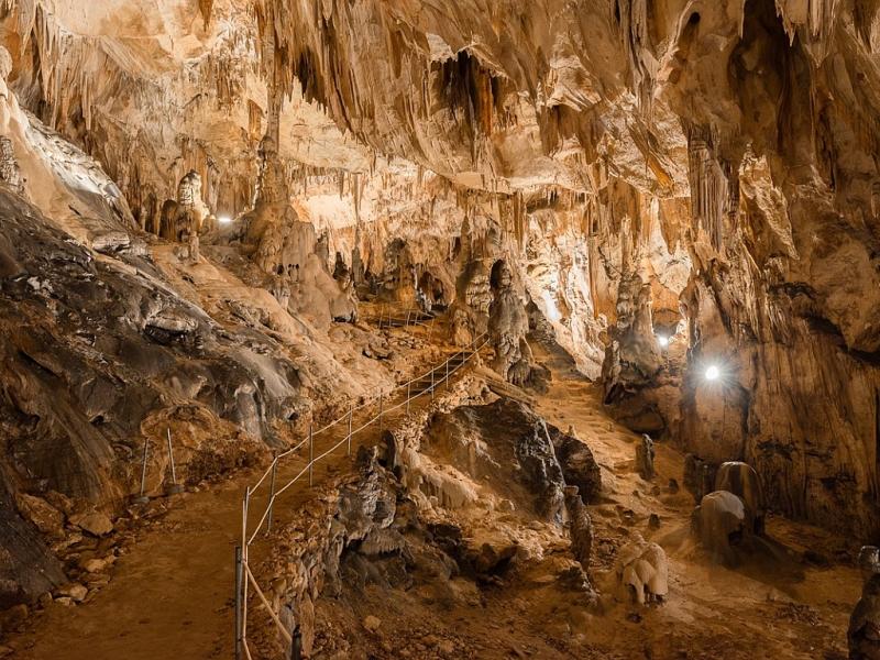 Cerovac Caves Taxi transport